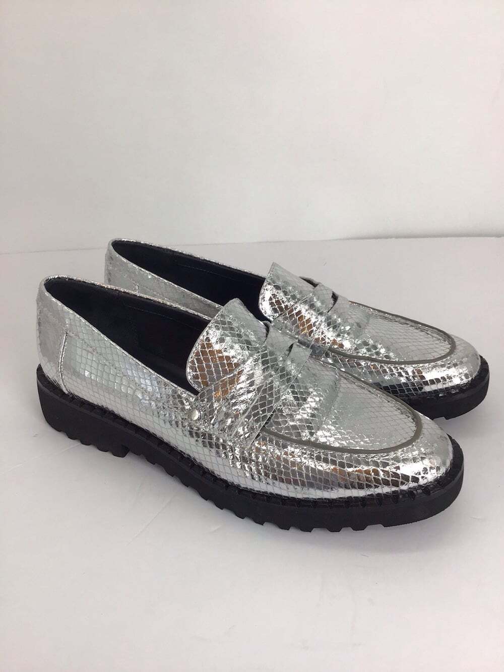 Franco Sarto Cassandra Platform Penny Loafers Reptile Embossed Silver Size 7.5M